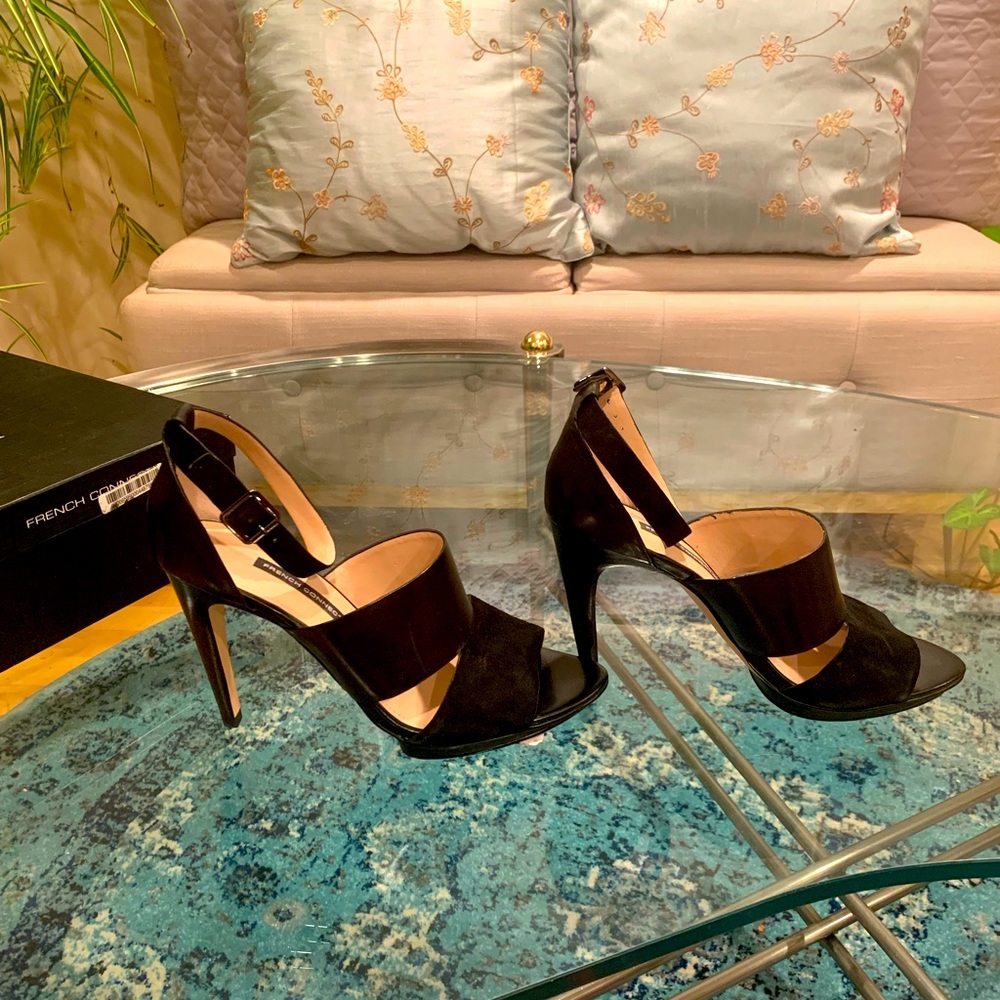✨French Connection✨ Black Leather & Suede Platform Ankle Heels